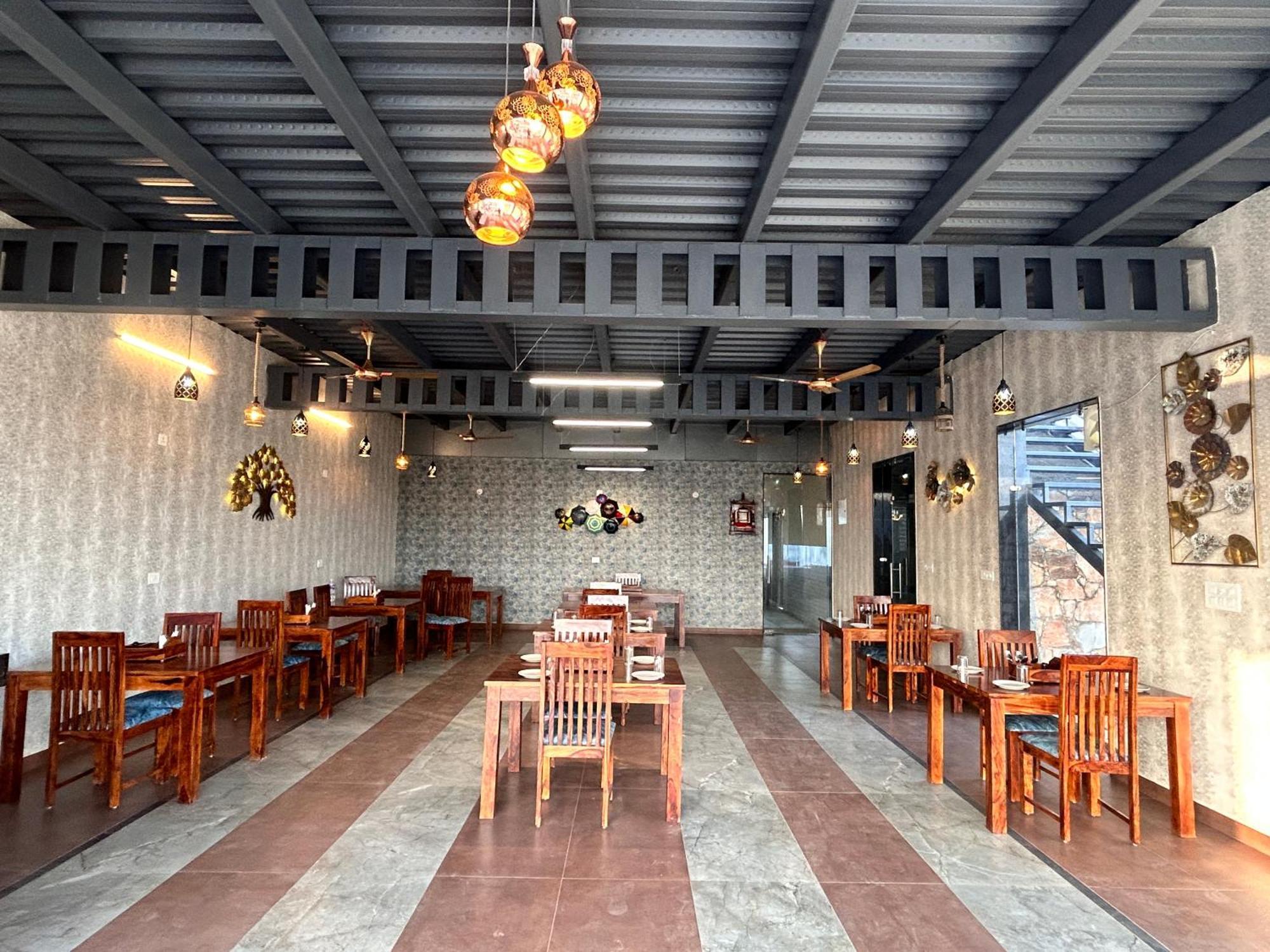 Royal Rajasthan Resort Sikar Exterior foto