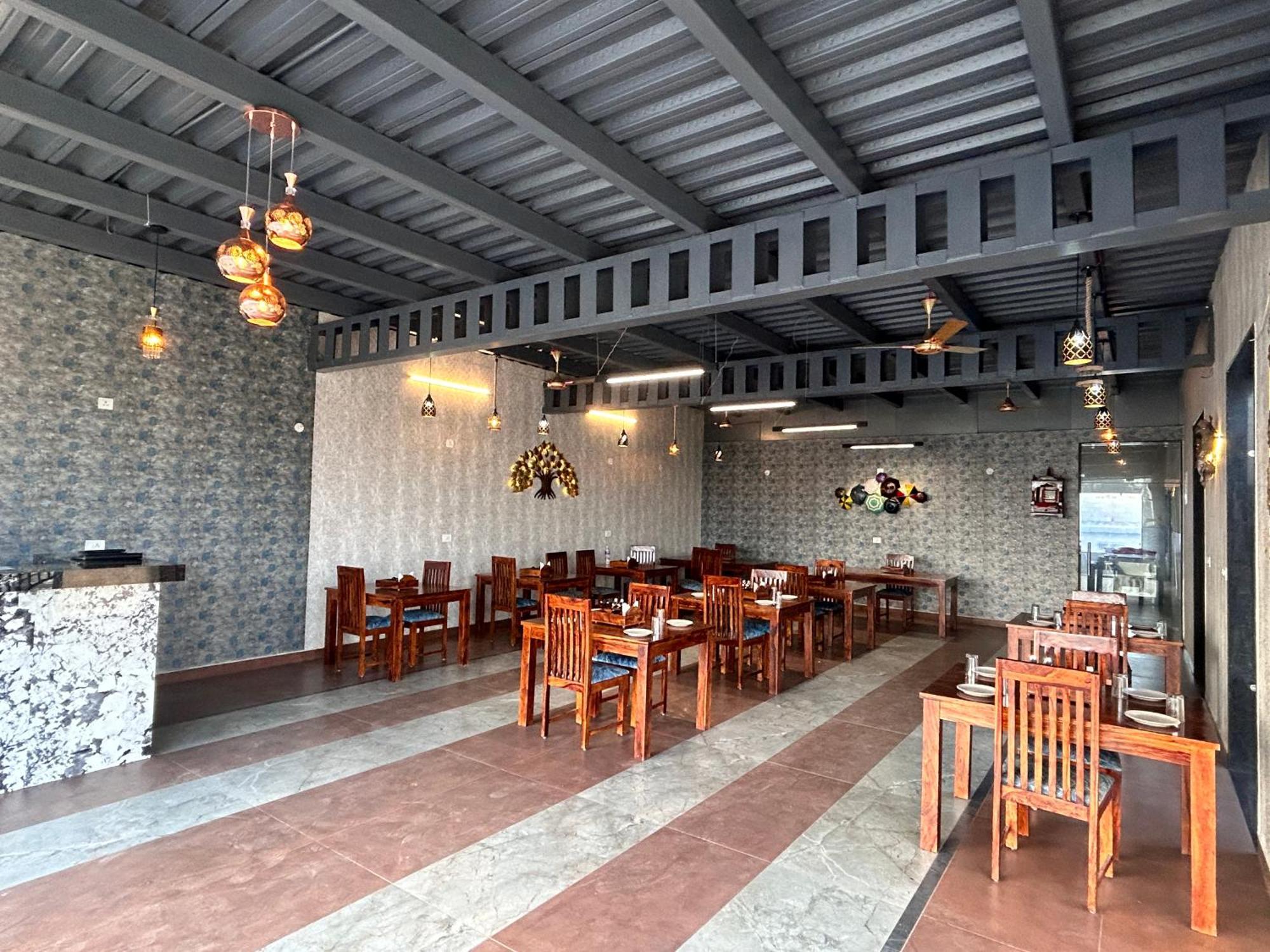 Royal Rajasthan Resort Sikar Exterior foto